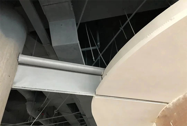 電動擋煙垂壁安裝及聯(lián)動測試